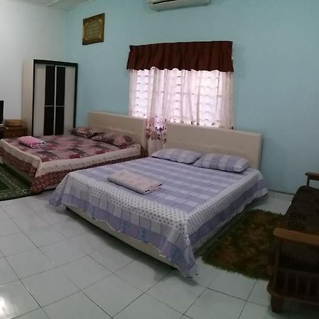 Dhia Irdina Homestay Paya Rewak Екстериор снимка