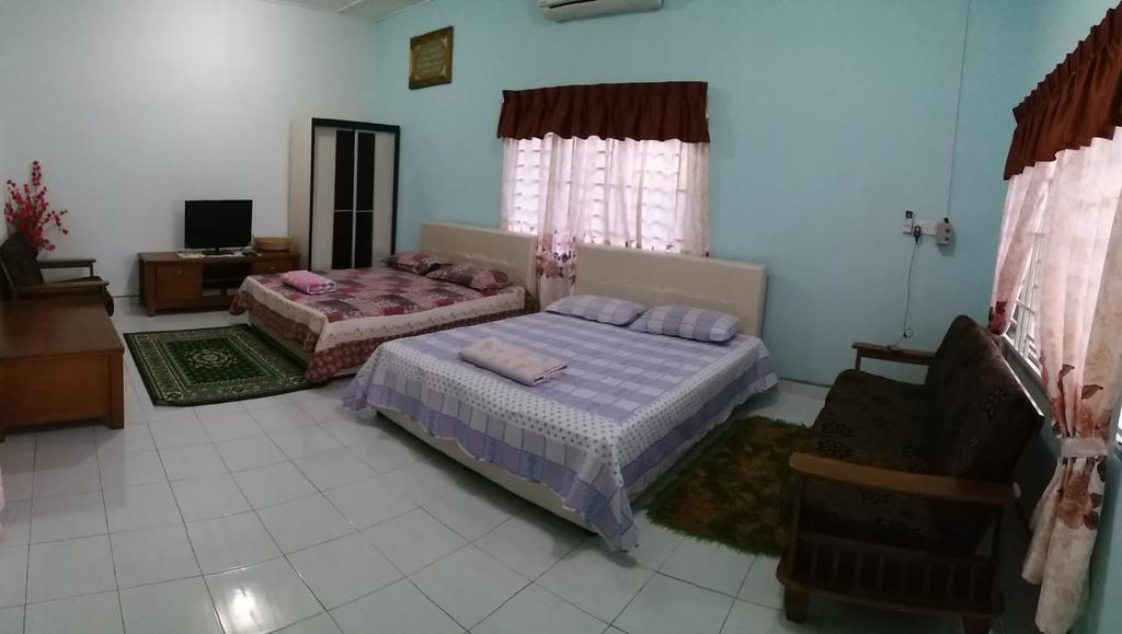 Dhia Irdina Homestay Paya Rewak Екстериор снимка