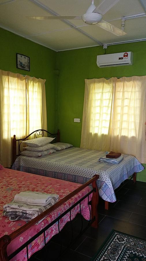 Dhia Irdina Homestay Paya Rewak Екстериор снимка