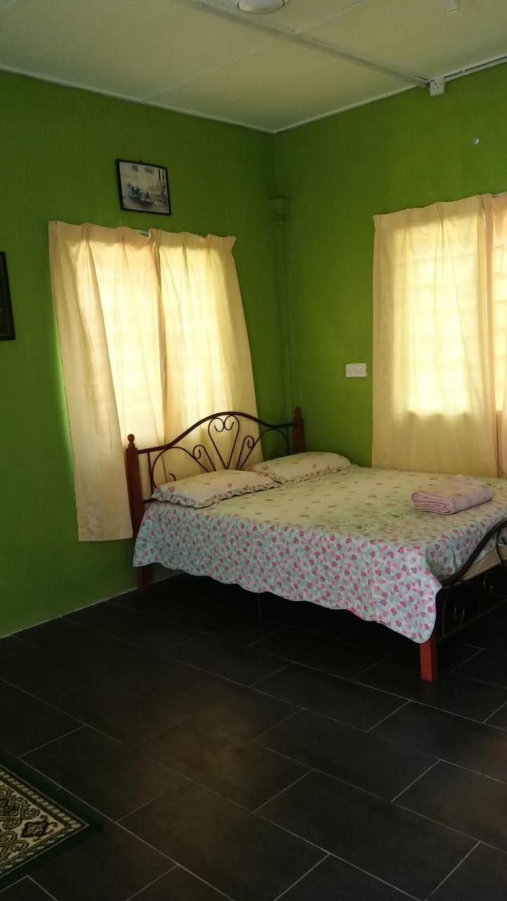Dhia Irdina Homestay Paya Rewak Екстериор снимка